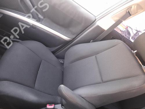 Used Right front seat TOYOTA COROLLA Verso (ZER_, ZZE12_, R1_) 2.2 D-4D (AUR10_, AUR10R) (136 hp) 29145819