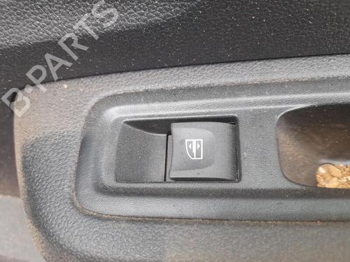 Used Right rear window switch DACIA SANDERO III 1.0 TCe 90 (91 hp) 29709823