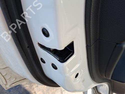 rear-left-lock-ssangyong-tivoli-2015-33963360 main image