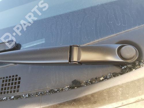 Used Front wiper motor HONDA JAZZ V (GR_, GS_) 1.5 eHEV (GR3, GR6) (109 hp) 9048447