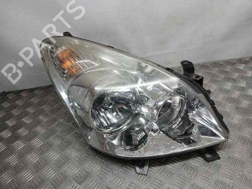 Used Right headlight TOYOTA COROLLA Verso (ZER_, ZZE12_, R1_) 2.2 D-4D (AUR10_, AUR10R) (136 hp) 24673226