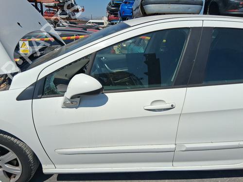 Used Left front door Left front door 37217403 37217403