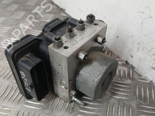 Used ABS pump RENAULT CLIO IV (BH_) [2012-2021]  23892039
