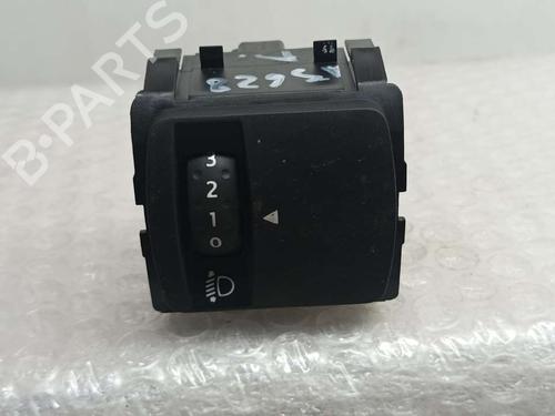 Used Switch RENAULT MEGANE IV Hatchback (B9A/M/N_) 1.2 TCe 130 (B9MR) (130 hp) 18354229
