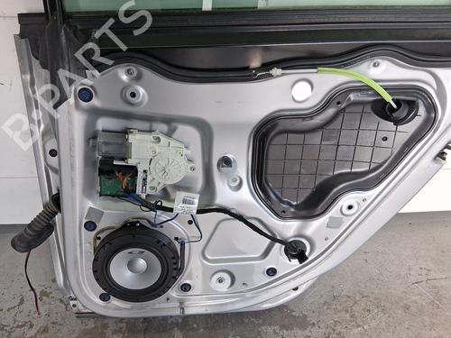 Elevador vidro trás direito Elevador vidro trás direito AUDI A3 Sportback (8PA) 2.0 TDI 16V (140 hp) 36498580 36498580