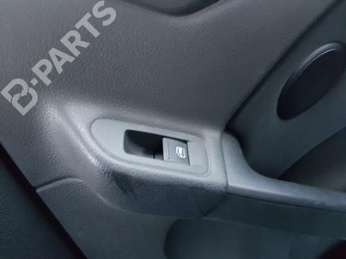 Used Right rear window switch Right rear window switch VW GOLF VI (5K1) 2.0 TDI (110 hp) 8644028 8644028