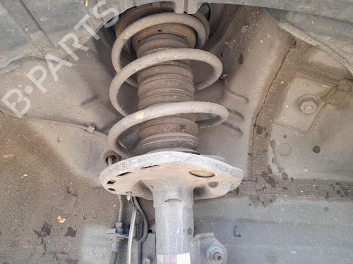 Used Right front shock absorber TOYOTA AURIS (_E18_) 1.8 Hybrid (ZWE186_, ZWE186R) (136 hp) 27157670