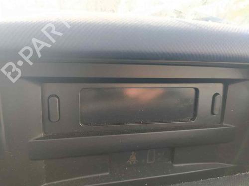 Used Display monitor PEUGEOT 1007 (KM_) [2005-2025]  21769984