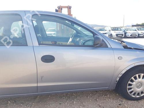 Używane Drzwi przednie prawe OPEL CORSA C (X01) 1.2 (F08, F68) (75 hp) 29247519