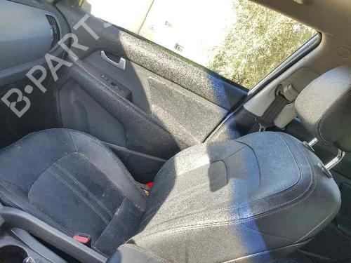 Used Right front seat KIA SPORTAGE III (SL) 1.7 CRDi (116 hp) 24673405
