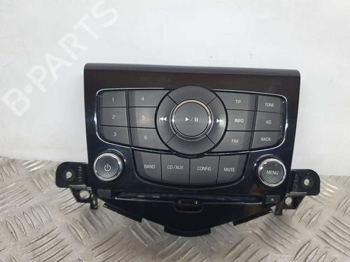 Used Switch CHEVROLET CRUZE Hatchback (J305) [2010-2025]  17139374
