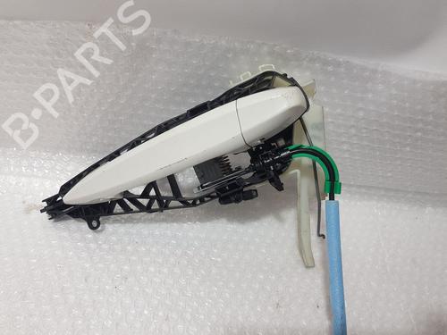 Used Front left exterior door handle BMW X1 (F48) sDrive 18 d (150 hp) 8501831