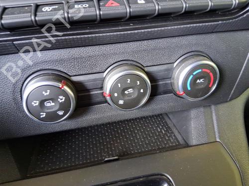 Used Climate control Climate control 38311663 38311663