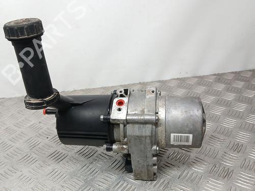 Used Steering pump CITROËN C4 Coupe (LA_) 1.4 16V (88 hp) 30835972
