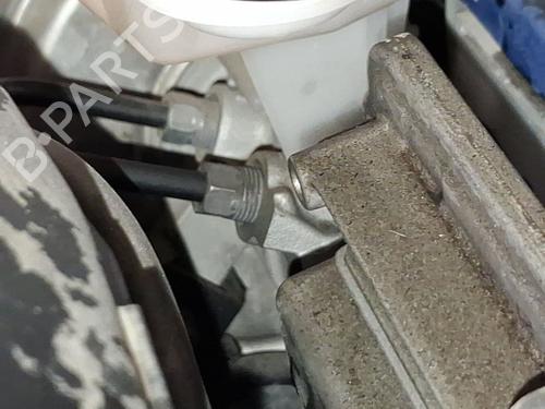brake-master-cylinder-peugeot-rifter-2018-40607549 main image