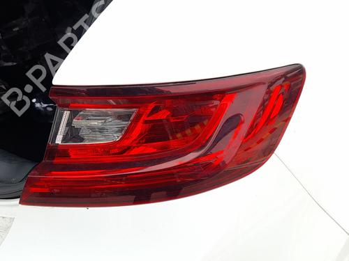 Used Right taillight Right taillight RENAULT MEGANE IV Hatchback (B9A/M/N_) 1.5 dCi 110 (B9A3) (110 hp) 34628383 34628383