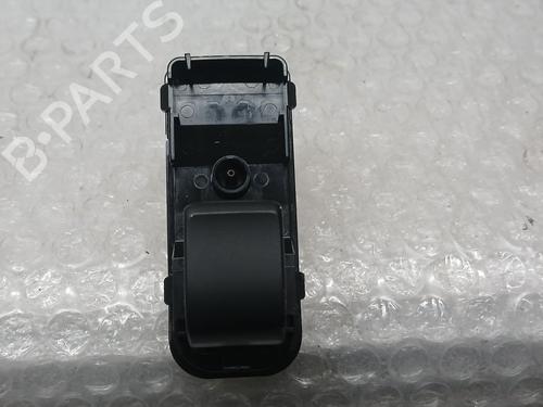 Raamschakelaar rechts achter MAZDA 2 Hatchback (DL, DJ) 1.5 SKYACTIV-G (90 hp) 32372301