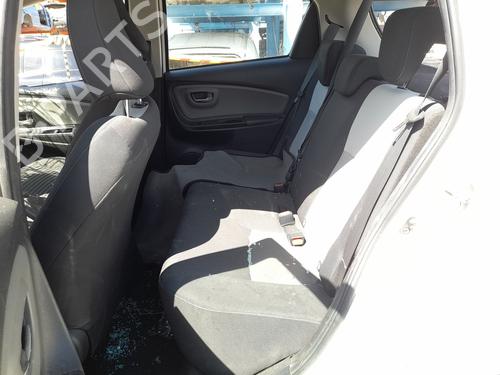 Sæde Bagtil Sæde Bagtil TOYOTA YARIS (_P13_) 1.0 (KSP130) (72 hp) 35790985 35790985