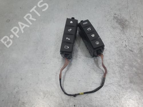switch-jaguar-f-pace-x761-2015-36354199 main image