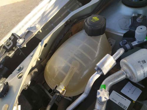 Used Expansion tank DACIA SANDERO III [2021-2025]  23892032