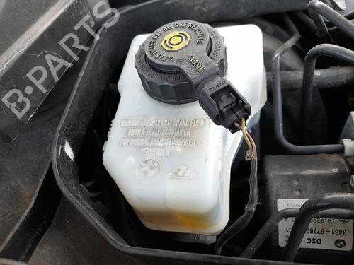 Used Brake master cylinder BMW 1 (E87) 118 d (143 hp) 27585689