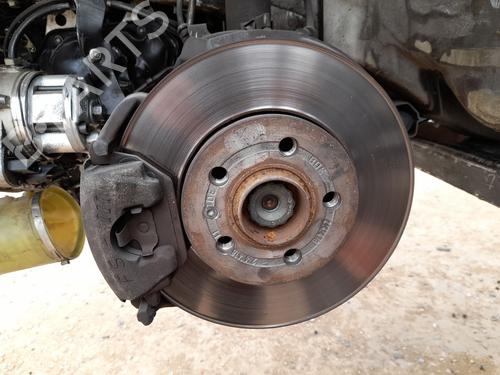 Left front steering knuckle VW POLO IV (9N_, 9A_) 1.4 TDI | BP30152147M25