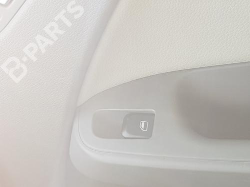 Used Right front window switch Right front window switch AUDI A4 B8 (8K2) 1.8 TFSI (160 hp) 9247935 9247935