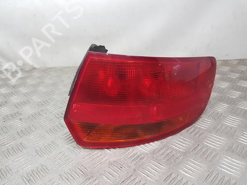 Højre baglygte AUDI A3 (8P1) 1.9 TDI (105 hp) 25604242