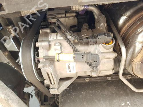 Used AC compressor PEUGEOT 5008 (0U_, 0E_) 1.6 HDi (112 hp) 29336434