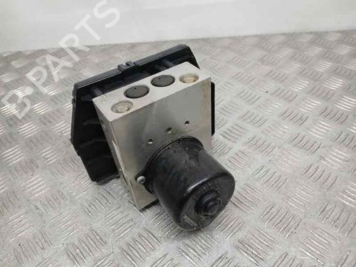 Used ABS pump MERCEDES-BENZ CLK (C208) [1997-2003]  16981127