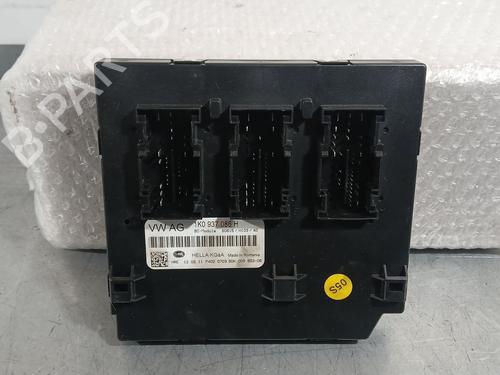 Used Fuse box Fuse box 37273821 37273821