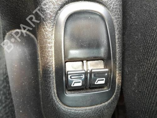 Interrupteur de vitre avant gauche PEUGEOT 206 Hatchback (2A/C) 1.4 HDi eco 70 (68 hp) 27701583