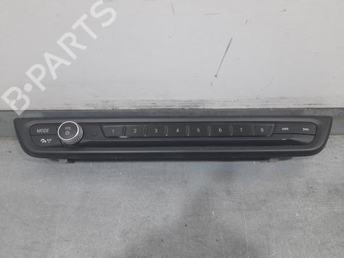 Used Switch BMW 1 (F40) [2019-2026]  32730005