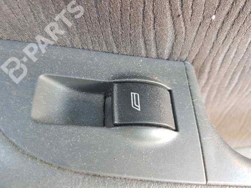 Used Right rear window switch Right rear window switch AUDI A6 C5 (4B2) 2.5 TDI (155 hp) 8383511 8383511