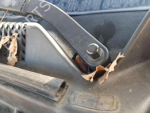 Used Front wiper motor OPEL ANTARA A (L07) 2.0 CDTI (127 hp) 26503145