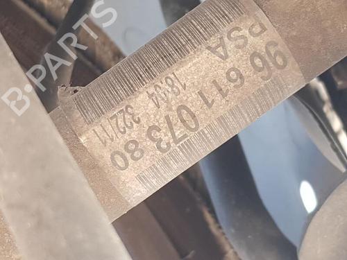Used Left front driveshaft PEUGEOT 5008 (0U_, 0E_) 1.6 HDi (112 hp) 29336467