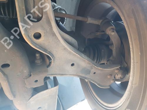 Used Right front suspension arm CHEVROLET CAPTIVA (C100, C140) 2.0 D 4WD (150 hp) 15516358