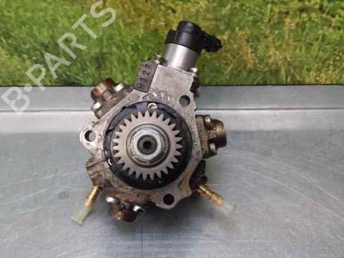 Used Injection pump NISSAN X-TRAIL I (T30) [2001-2013]  14011321