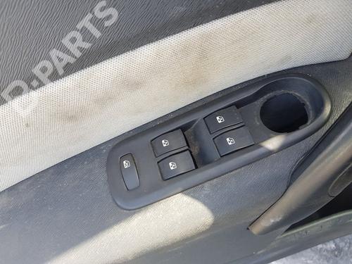Used Left front window switch Left front window switch RENAULT KANGOO Express (FW0/1_) 1.5 dCi 110 (FW0C, FW0H) (109 hp) 10745778 10745778