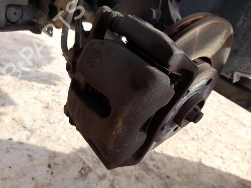 Venstre bremsekaliber foran RENAULT KANGOO / GRAND KANGOO II (KW0/1_) 1.5 dCi 90 (KW05, KW08, KW0G, KW11) (90 hp) 29889645
