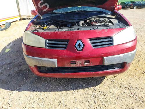 Used Front bumper RENAULT MEGANE II Estate (KM0/1_) [2003-2012]  25157675