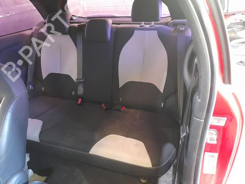 Used Rear seat Rear seat 37473164 37473164