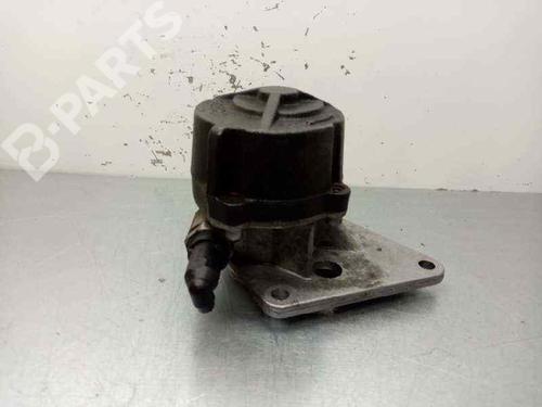Used Vacuum pump CITROËN XSARA (N1) 1.9 TD (90 hp) 1654854