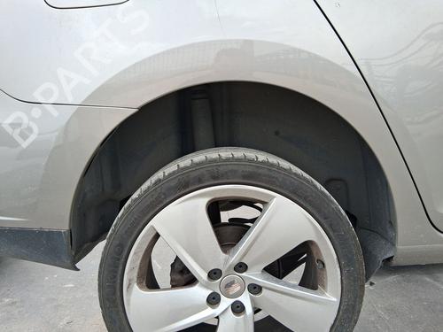Used Wheel arch Wheel arch 37514725 37514725