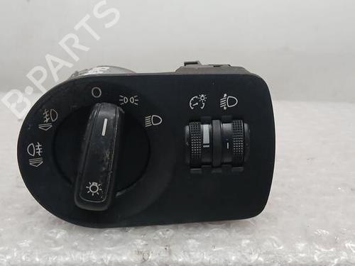 Used Headlight switch AUDI A1 (8X1, 8XK) 1.6 TDI (90 hp) 24675211