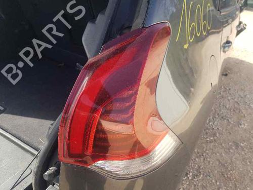 Used Right taillight PEUGEOT 3008 I MPV (0U_) [2009-2017]  21397604