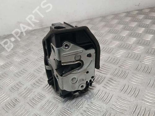Używane Zamek drzwi przednich prawych BMW 1 (F21) 116 d (116 hp) 18140986