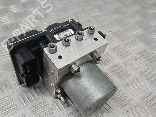 Used ABS pump PEUGEOT 3008 I MPV (0U_) 1.6 BlueHDi 120 (120 hp) 27805576
