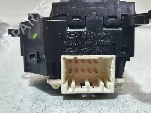 Used Mirror switch HYUNDAI i30 (FD) [2007-2012]  13752353