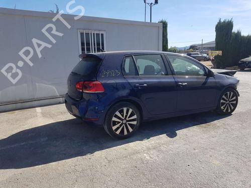 Instrument cluster VW GOLF VI (5K1) 2.0 TDI | BP17712811C47 